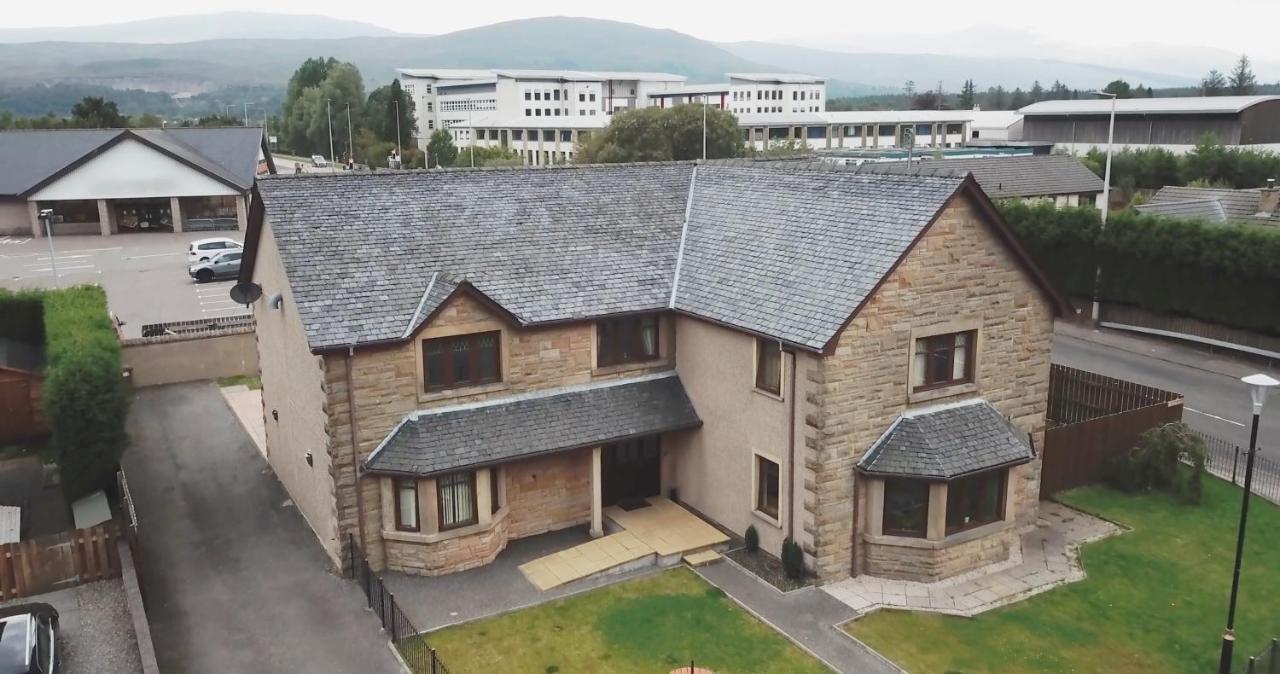 Victoria House Bed And Breakfast ฟอร์ตวิลเลียม ภายนอก รูปภาพ