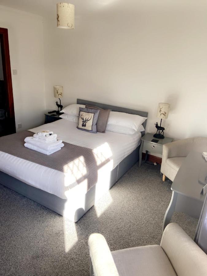 Victoria House Bed And Breakfast ฟอร์ตวิลเลียม ภายนอก รูปภาพ